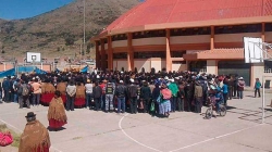 Azotan a alcalde en Puno por no cumplir promesas electorales