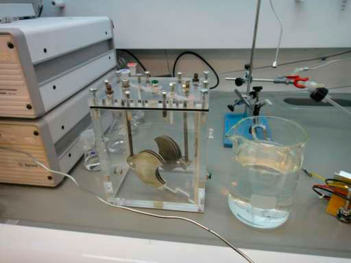 electricidad y gas con orina